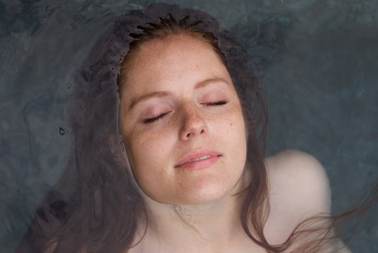 How to Safely Hydrate Your Skin